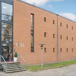 Kaserne 3*