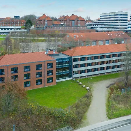 Kaserne Hotel 3*